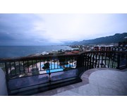 Merit Crystal Cove Standart Odalar
