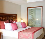 The Colony Hotel Residence Suit